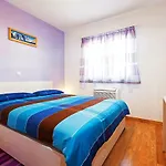 Apartment Makarska Free Beach Parking